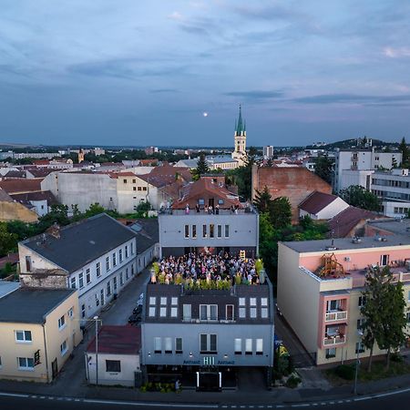 Boutique Hotel11 With Rooftop Spa Nitra Exterior photo