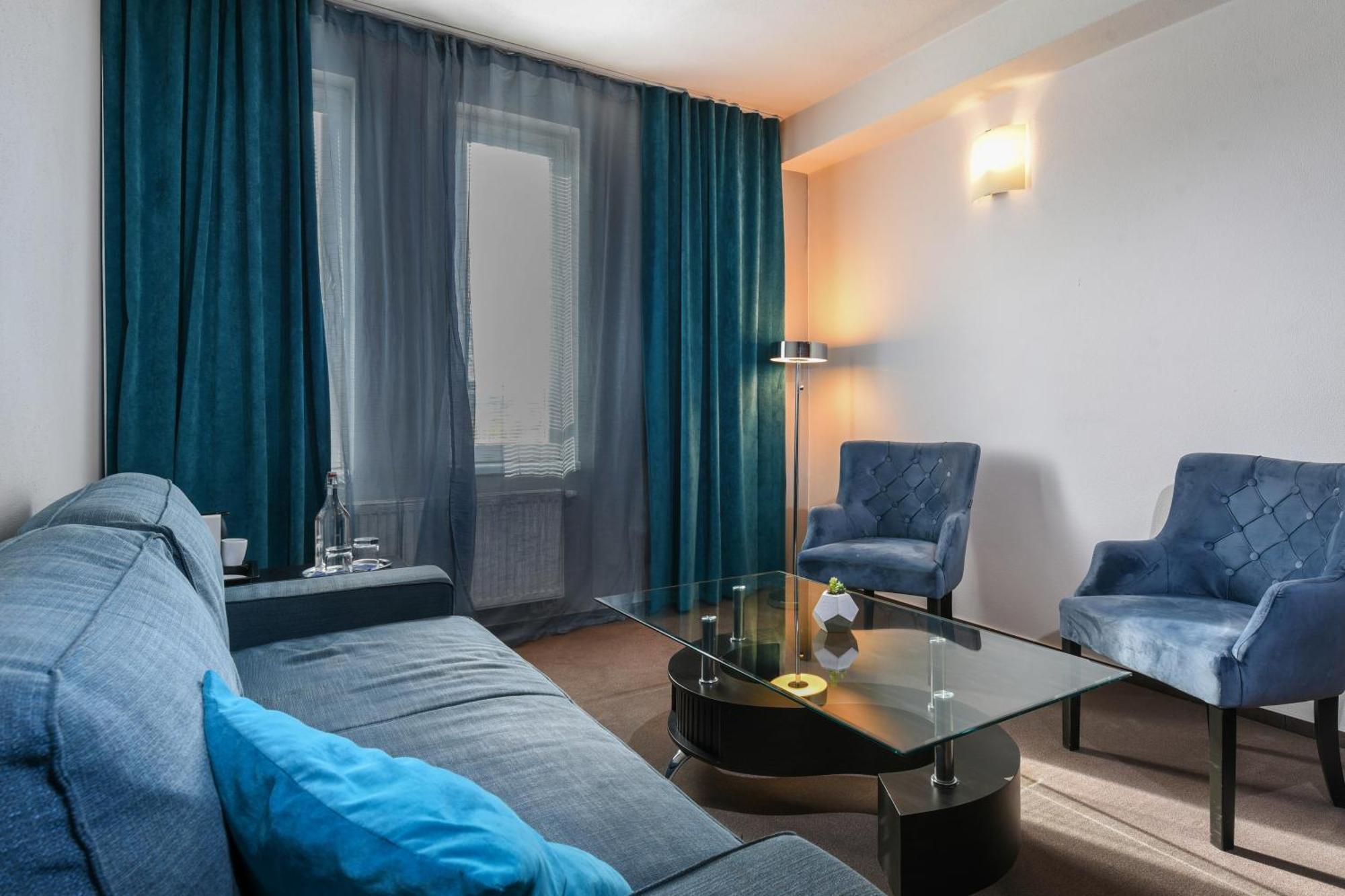 Boutique Hotel11 With Rooftop Spa Nitra Exterior photo