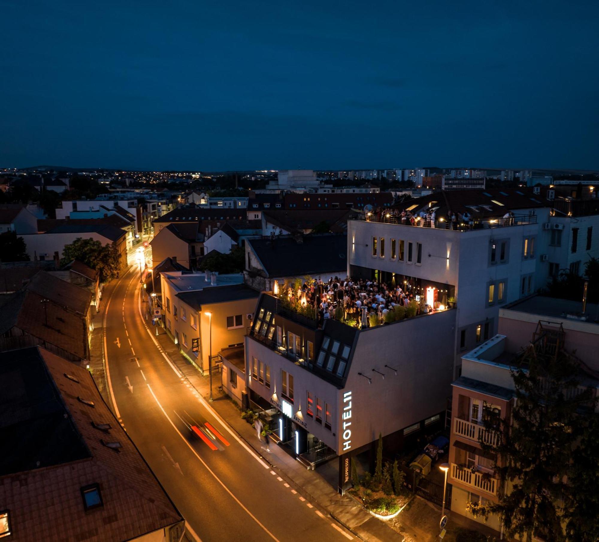 Boutique Hotel11 With Rooftop Spa Nitra Exterior photo